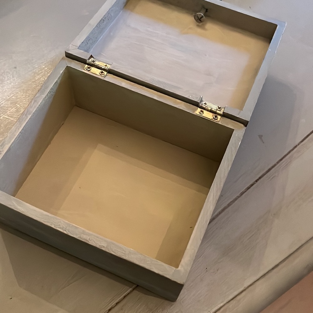 Decorative Box - Picture 4 of 4